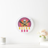 Relax Bro Lacrosse Runde Wanduhr (Zuhause)