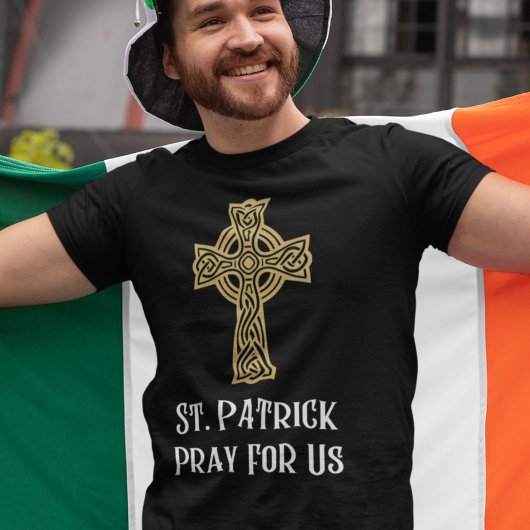 Religiöse St. Patrick betet für uns irisch-katholi T-Shirt