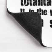 Religiöser Glaube ist ein totalitärer Glaube Mousepad (Ecke)