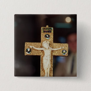 Reliquarykruzifix, Elfenbein Christus auf Button
