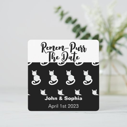 Remem Purr Funny Moderne Schwarz-Weiß Katze QR Sa Save The Date (Stehend Vorderseite)
