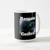 "Remote Control" SKULLNSKIN Grph by J.H. Thornton  Kaffeetasse (VorderseiteRechts)
