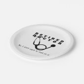 Remüde Doktor Stethoscope Sassy Funny Retirement Pappteller (Schrägansicht)