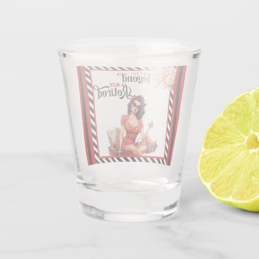 Remüde Legend Pinup Retirement Party Schnapsglas (Rückseite)