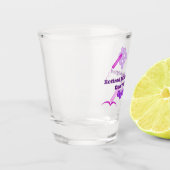 Remüde Mikrobiologe, täusche mich nicht. Schnapsglas (Links)