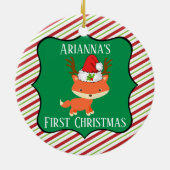Ren-Weihnachtsmannmütze-erstes Weihnachten Fox Keramikornament (Hinten)