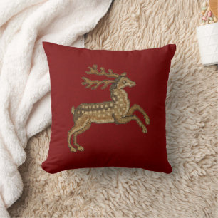 Renaissance Deer on Red Kissen