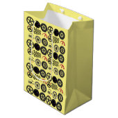 Rennfahrer und Motorsport-Enthusiasten für ihn Mittlere Geschenktüte (Vorderseite Schrägansicht)