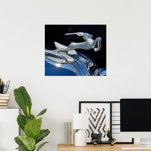 Renovierte Oldtimer-Kapuzendekoration Poster (Heimbüro)