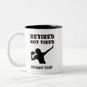 Rente nicht müde American Football Player Zweifarbige Tasse (Links)