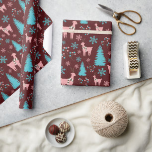 Rentiere Schneeflocken Pine Tree and Berries Dark Geschenkpapier