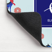 Rentiere, Weihnachtsbäume und Schneeflocken-Muster Mousepad (Ecke)