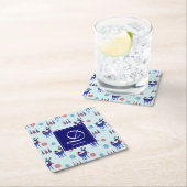 Rentiere, Weihnachtsbäume und Schneeflocken-Muster Rechteckiger Pappuntersetzer (Vor Ort)