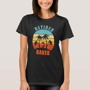Rentner Bäcker Lustig Backen Glücklicher Ruhestand T-Shirt