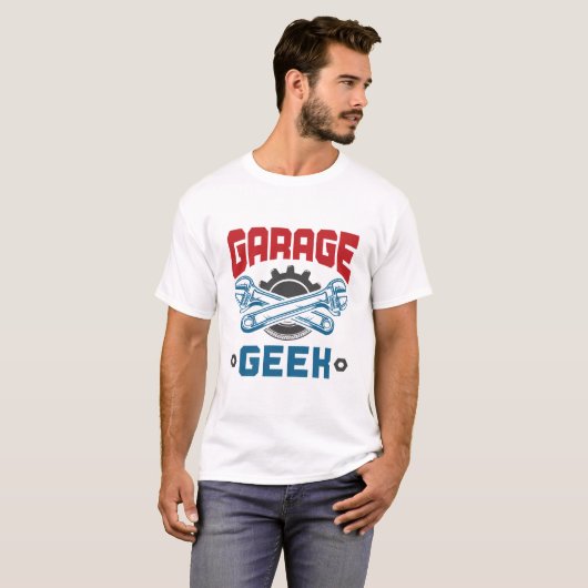 Reparatur des Auto von Garage Geek T-Shirt (Vorne ganz)