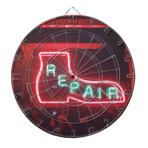Repariere Neon-Schild NYC Dartscheibe