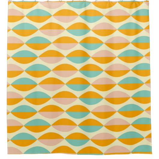Repeating geometric pattern in beige background duschvorhang (Vorderseite)
