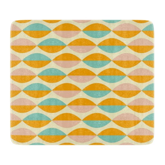 Repeating geometric pattern in beige background schneidebrett (Vorderseite)