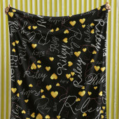 Replizierte Namen Initialen und goldene Herzen sch Fleecedecke