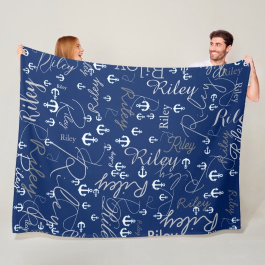 Replizierte Names Initials and Anchors Navy Fleecedecke (Beispiel)