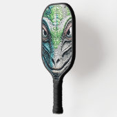 Reptilian Lizard Man Alien Extraterrestrial wird Pickleball Schläger (Links)