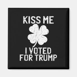 Republican St Patricks Day Shirt Kiss Me I votiert Magnet