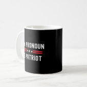 Republikaner Mein Pronoun ist Patriot konservative Kaffeetasse (Vorderseite Links)