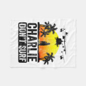 Rertro Vintage Charlie Dont Surf  Fleecedecke (Vorderseite (Horizontal))