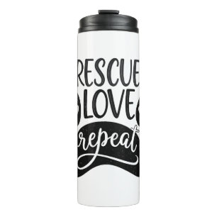 Rescue-Liebe Wiederholen Hunde-Paw-T-Shirt Thermosbecher