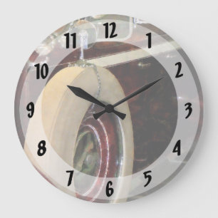 Reservereifen Große Wanduhr
