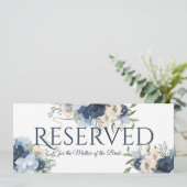 Reserviert Blue Floral Einladung (Stehend Vorderseite)