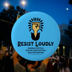 Resist Louly Button Progressiv antifaschistisch