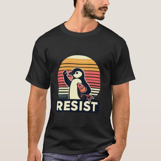 Resist Penguin Retro Sunset Funny Protest Pinguin T-Shirt (Vorderseite)