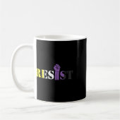 Resist Raised Fist Protest Lgbtq nicht binäre Flag Kaffeetasse (Links)