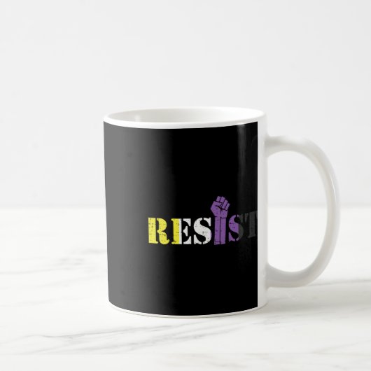 Resist Raised Fist Protest Lgbtq nicht binäre Flag Kaffeetasse (Rechts)