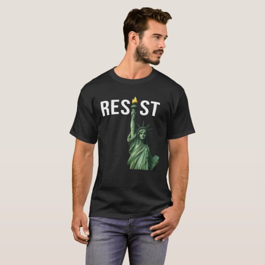 RESIST: Statue of Liberty T-Shirt (Vorne ganz)