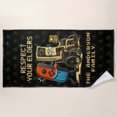 Respect Your Elders Gaming Control Retro Funny Strandtuch (Vorderseite)