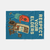 Respect Your Elders Retro Gaming Funny Gamer Contr Fleecedecke (Vorderseite (Horizontal))