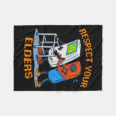 Respect Your Elders Retro Gaming Funny Gamer Contr Fleecedecke (Vorderseite (Horizontal))