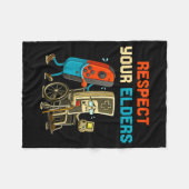 Respect Your Elders Retro Gaming Funny Gamer Contr Fleecedecke (Vorderseite (Horizontal))