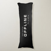 Rest and be offline, Text on Black Seitenschläferkissen (Vorderseite Vertikal)