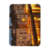 Restaurants entlang des Flusses Herault. L'Herault Magnet (Vertikal)