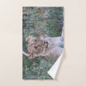 Resting Lioness African Wildlife Photo Badhandtuch Set (Handtuch)