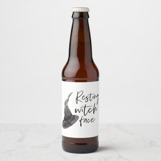 Resting Witch Face Happy Halloween | Wird Bierflaschenetikett (Vorderseite)