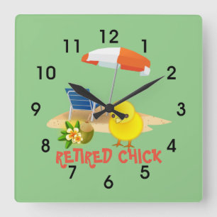 Retired Chick--Beach Scene, Quadratische Wanduhr