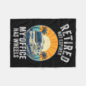 Retired Not Exred Rv Camper Van Funny Travel Life  Fleecedecke (Vorderseite (Horizontal))