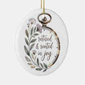 Retired & Rooted in Joy Personalized Name Year Keramik Ornament (Rechts)