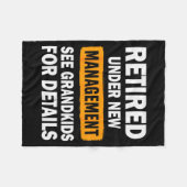 Retired Under New Management See Grandkids For Det Fleecedecke (Vorderseite (Horizontal))