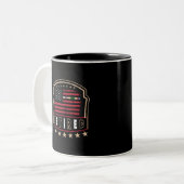 Retired Zweifarbige Tasse (Vorderseite Links)