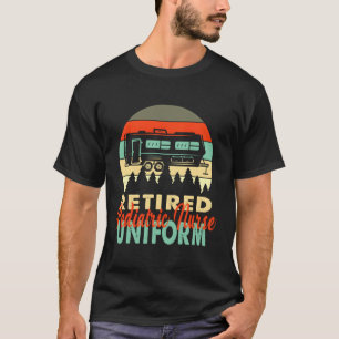 Retirem-Camping für die pädiatrische Krankenschwes T-Shirt